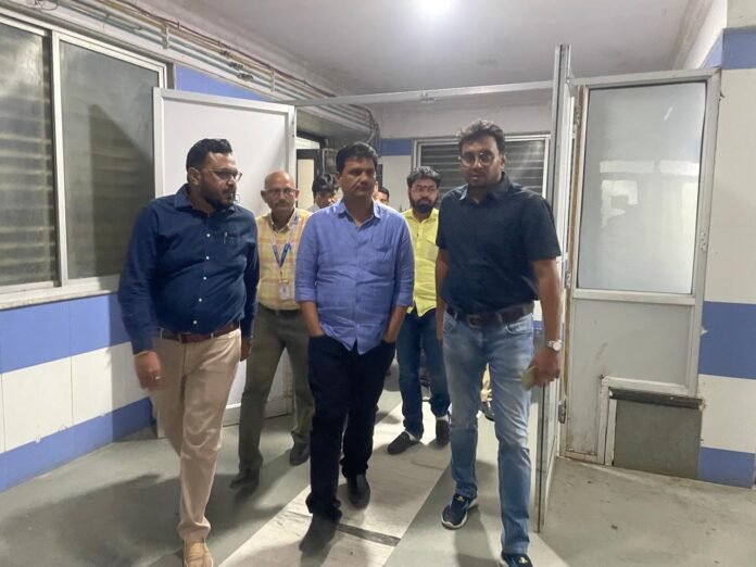 Aroghyamantri Hospital Surprisen Visit